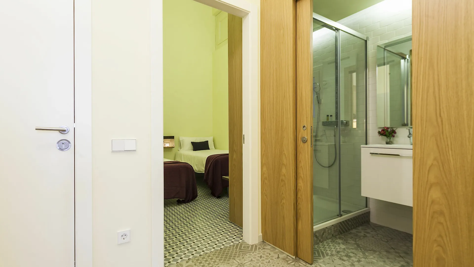 Uma Suites Pau Claris 바르셀로나 아파트