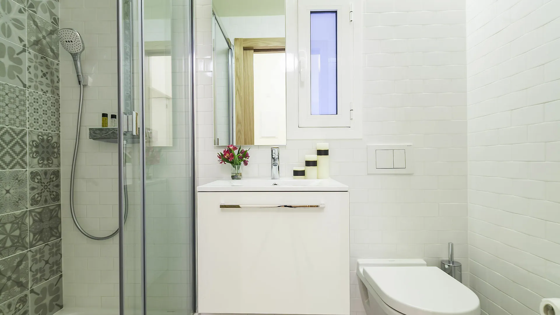 Apartment Uma Suites Pau Claris Barcelona Spain